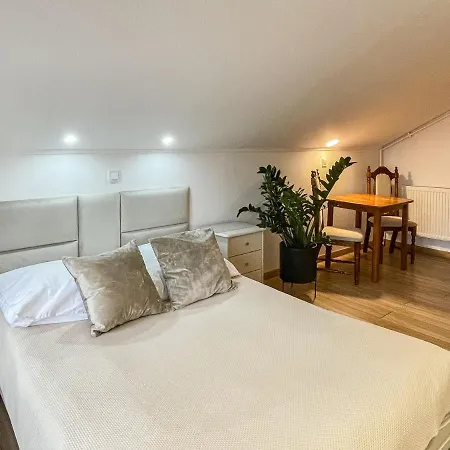 Apartment Na Skale *