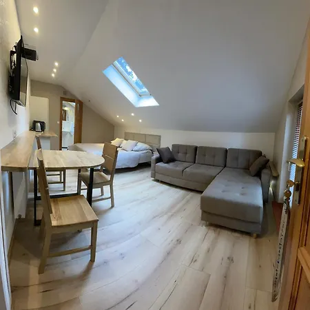 Na Skale Apartment *